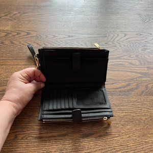 MICHAEL KORS black wallet/wristlet